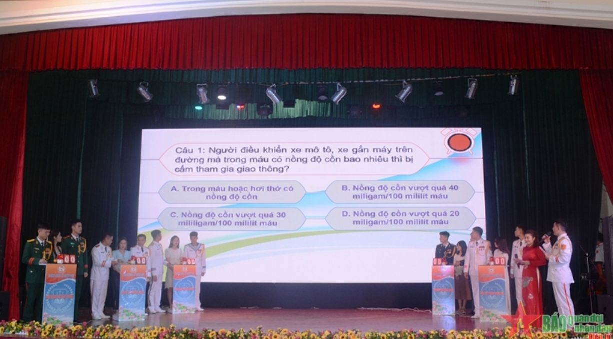 Đoàn Nghi lễ Quân đội tổ chức Hội thi tuyên truyền Ngày Pháp luật Việt Nam